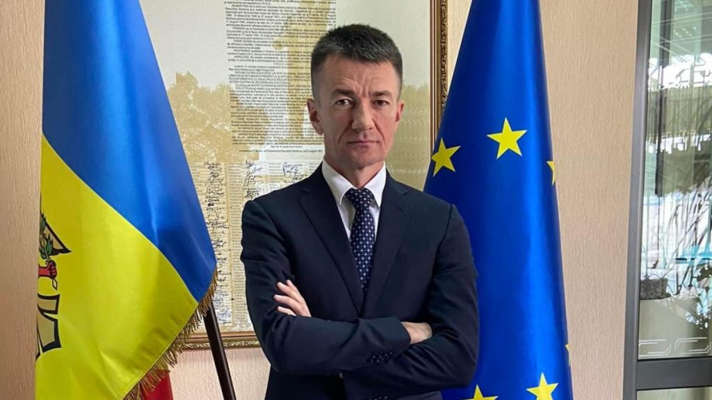 Fost director adjunct SIS vindea secrete Romaniei la KGB