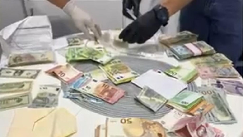 Managerul spitalului din Caransebes retinut 24 de ore