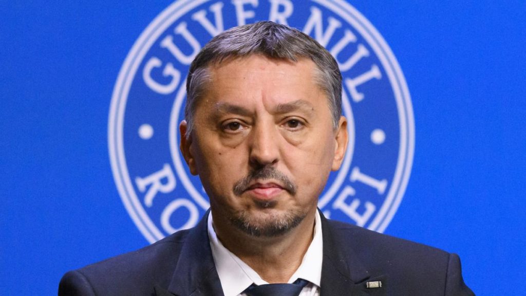 Ministrul Educatiei Daniel David discuta cu studentii despre burse