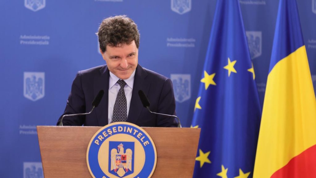 Nicusuor Dan explica de ce nu semgneaza legea antisemitismului