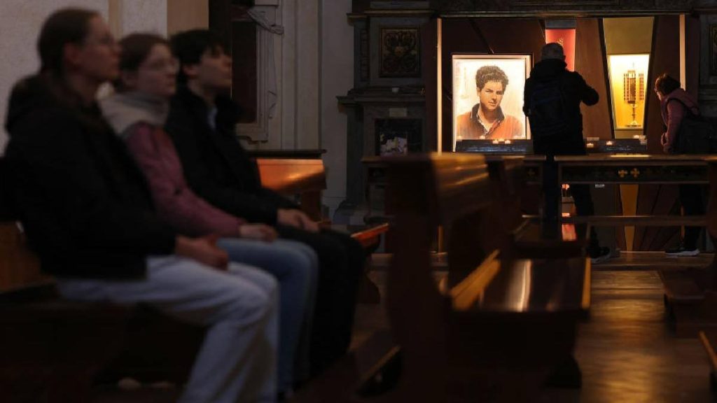 Primul sfant al milenialilor Papa va canoniza influencerul lui Dumnezeu