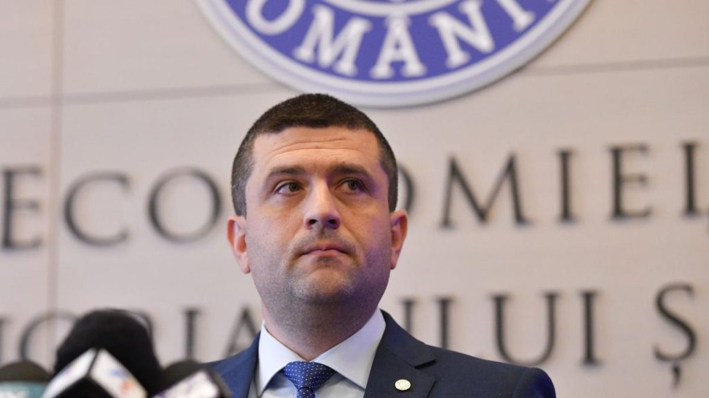 Radu Miruta afirma ca nu a putut sa i revoce pe sefii SALROM
