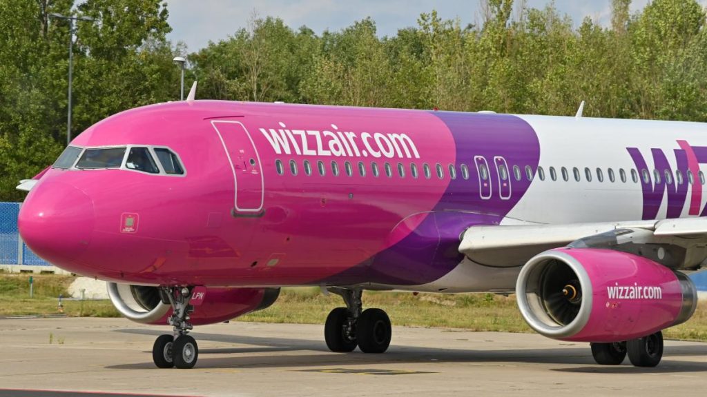 Scandal intr un avion Bruxelles Bucuresti roman agresiv