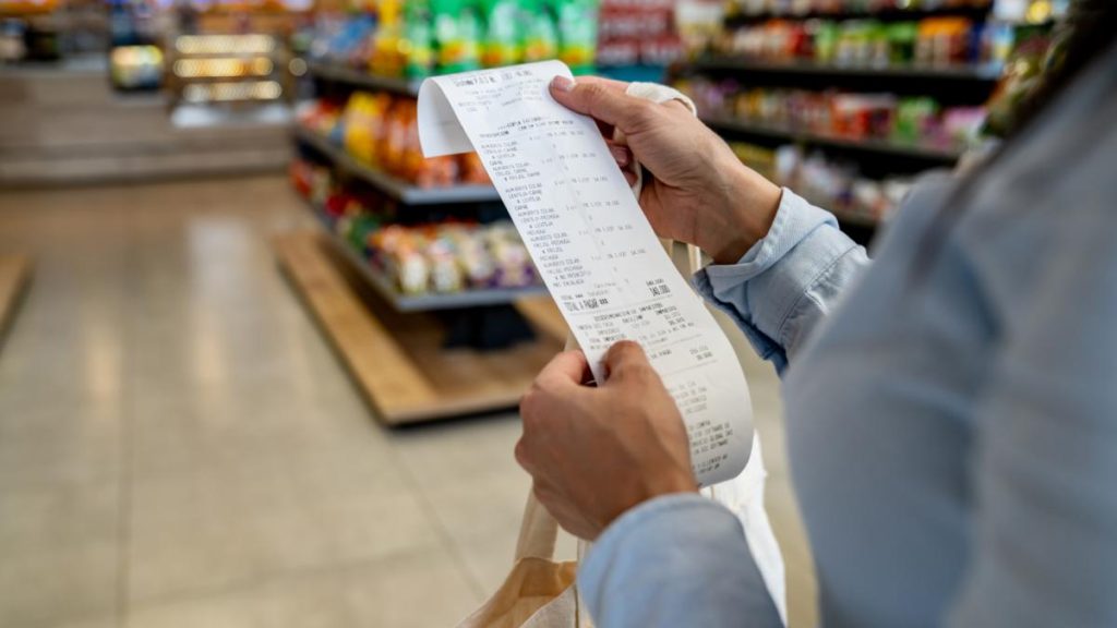 Seful ANAF anunta controale in magazine pentru alimente