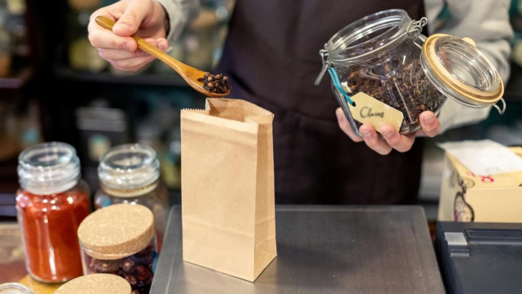 condiment popular retras din supermarketuri mari