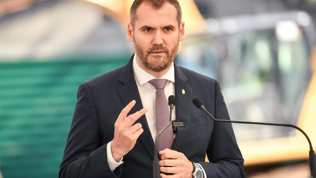 Administratorul public al Capitalei: Amenzi pentru tăieri ilegale de arbori Administratorul public al Capitalei Amenzi pentru taieri ilegale de arbori