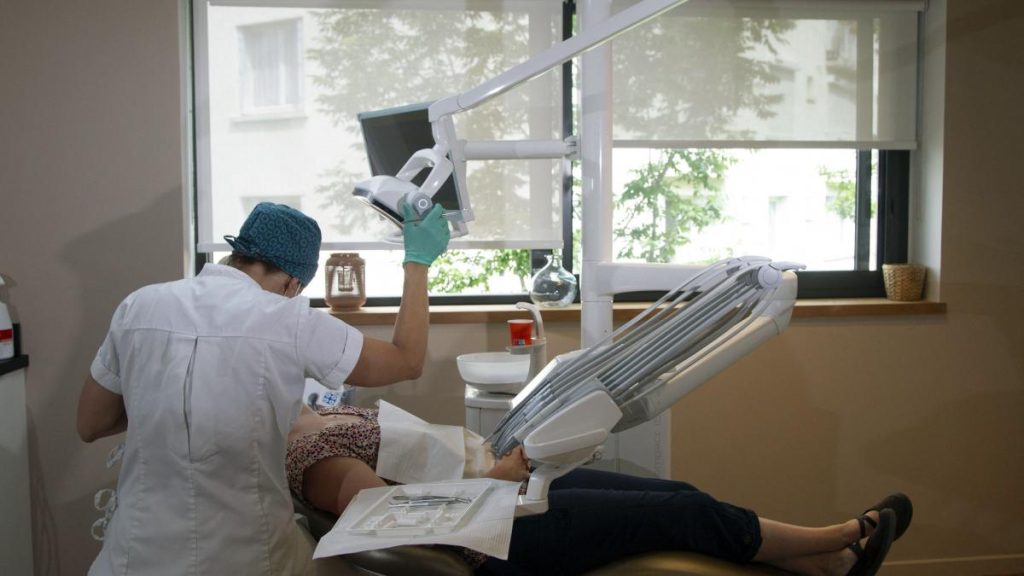 Clinica dentară unde a murit fetița de 2 ani avea probleme. Clinica dentara unde a murit fetita de 2 ani avea probleme 1