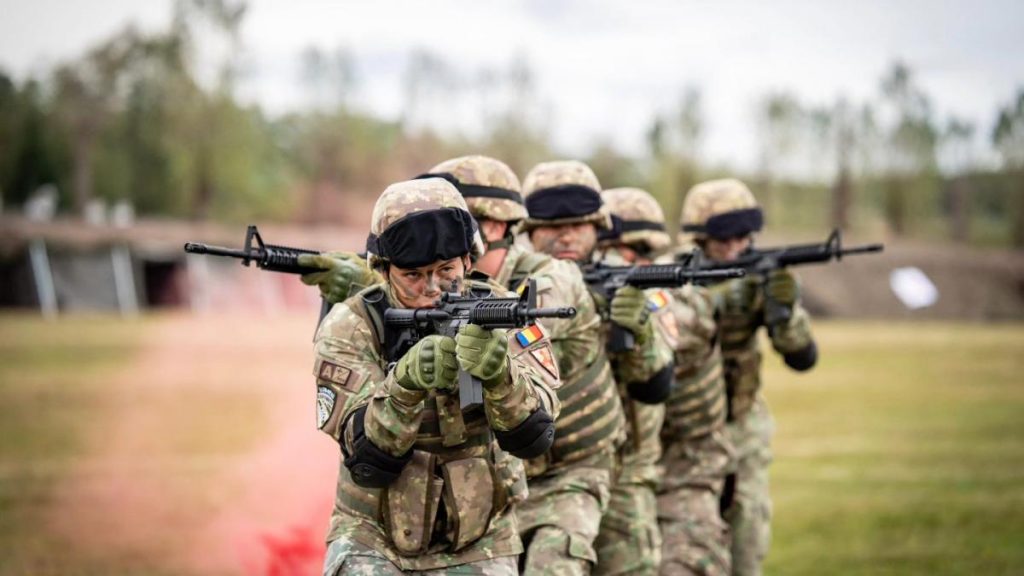 Vrem macar salariul minim pe economie Cum raspund romanii la intrebarea Ati fi de acord cu stagiul militar platit