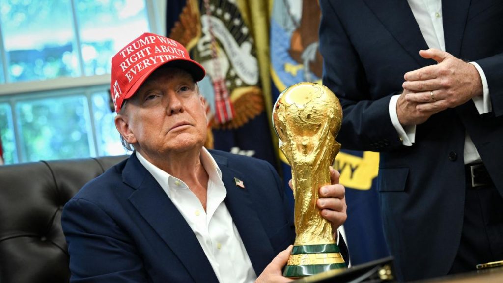 Administratia Trump accelereaza vizele pentru participantii la Cupa Mondiala