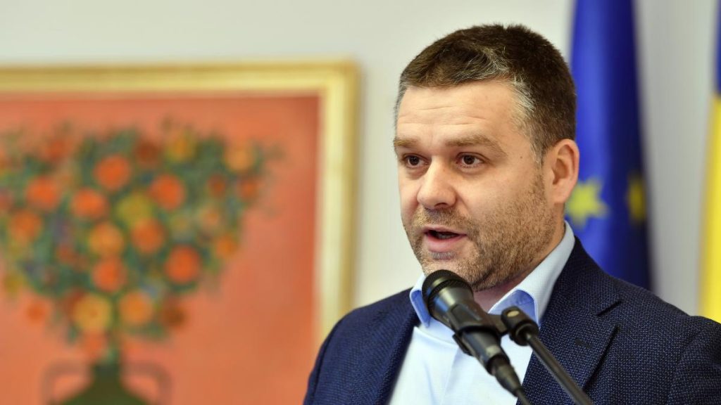 Ciprian Ciucu doreste implementarea referendumului lui Nicuser Dan