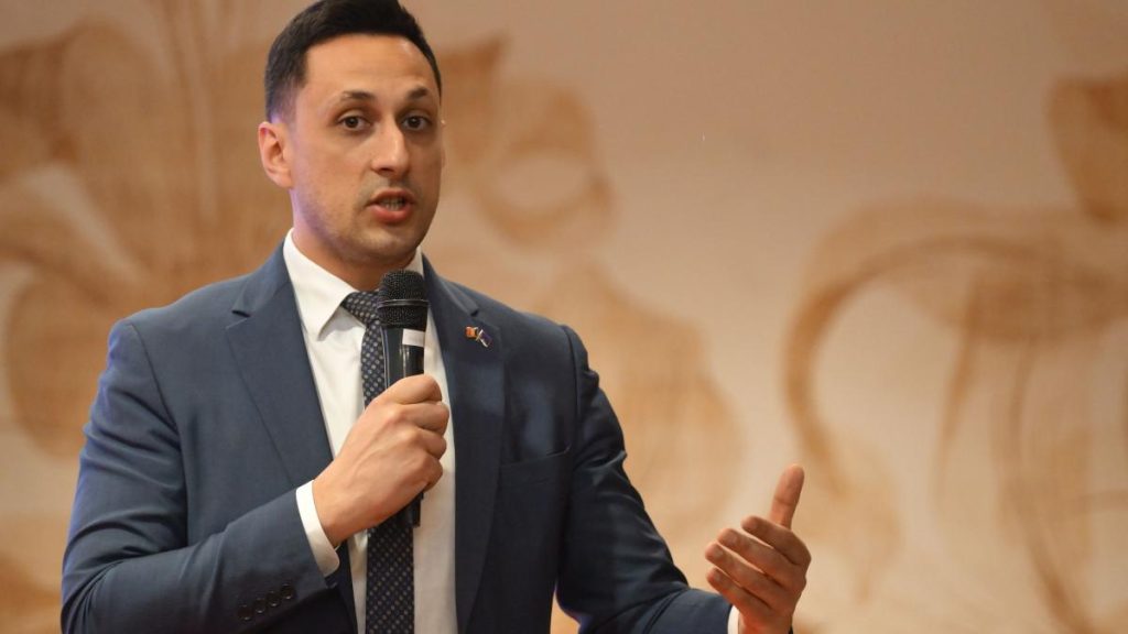 Culisele retragerii lui Vlad Gheorghe din alegeri