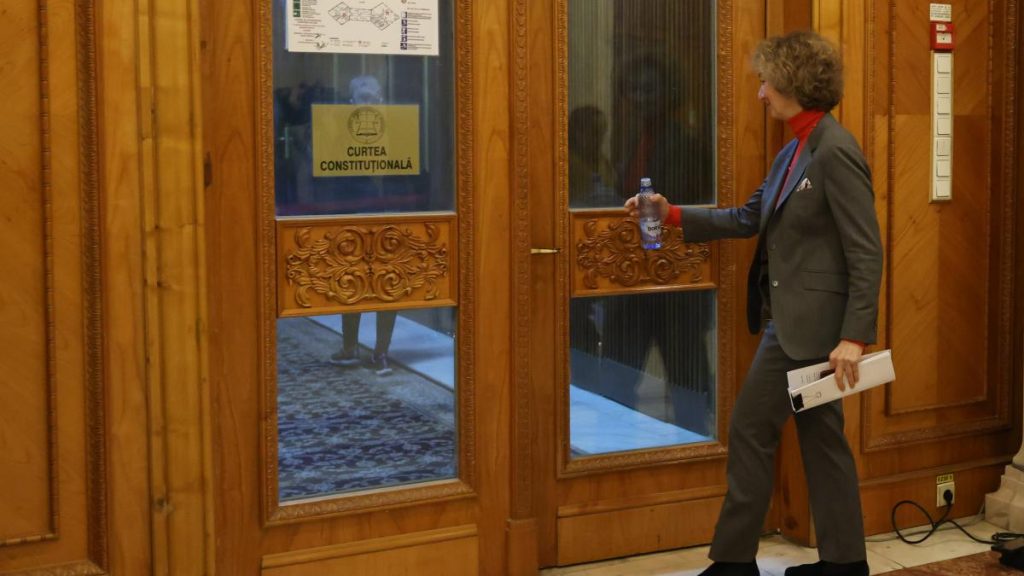 Culisele scandalului de la CCR iesirea judecatorilor PSD