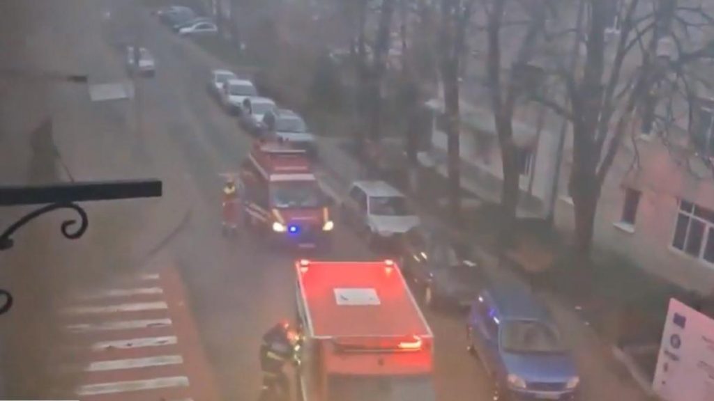 Explozie puternica si incendiu intr un bloc din Focsani