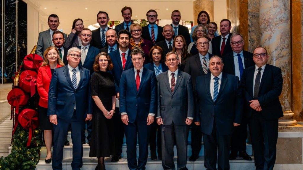 Nicusor Dan s a ntalnit cu ambasadorii UE in Bucuresti