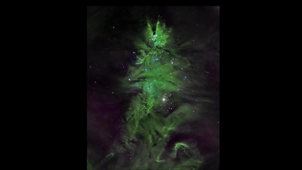 O noua fotografie cu Pomul Cosmic de Craciun de la NASA