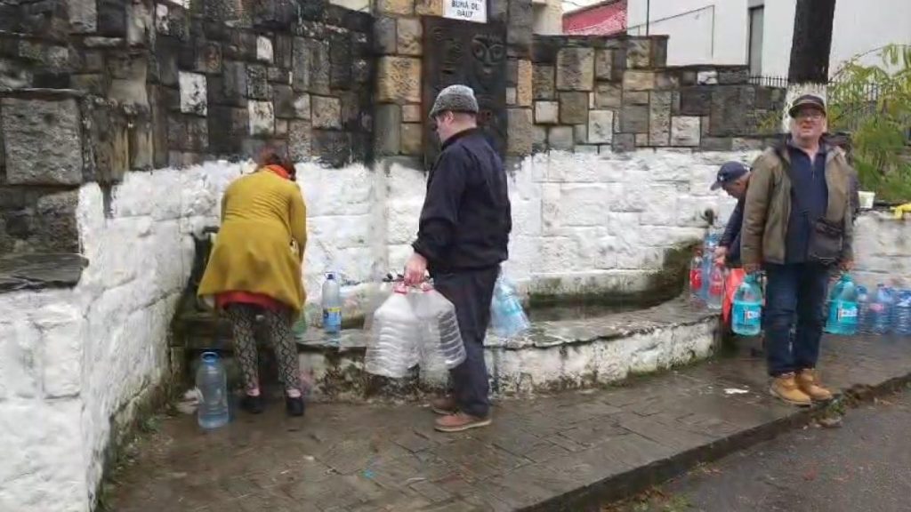 Reluarea alimentării cu apă în Prahova, vineri Reluarea alimentarii cu apa in Prahova vineri