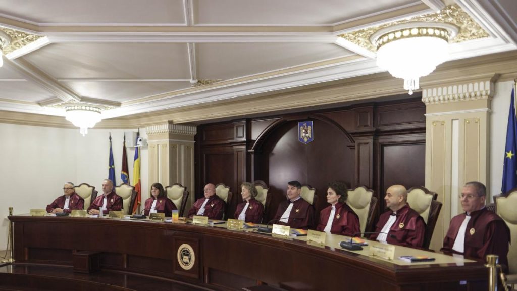 zi decisiva la CCR pentru guvern pensii si taxe