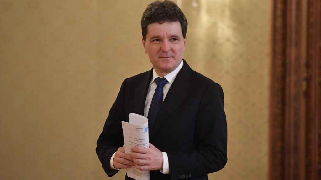 Cheltuielile Administratiei Prezidentiale reduse cu 30 in 2025