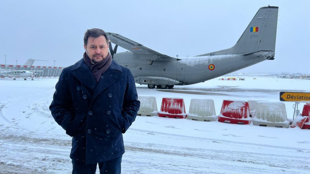Cum am ramas blocat cu Nicusor Dan la aeroport