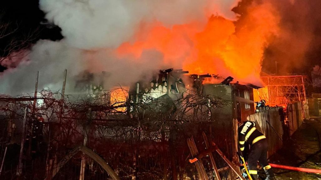 Incendiu la un priveghi de Revelion in Bicaz