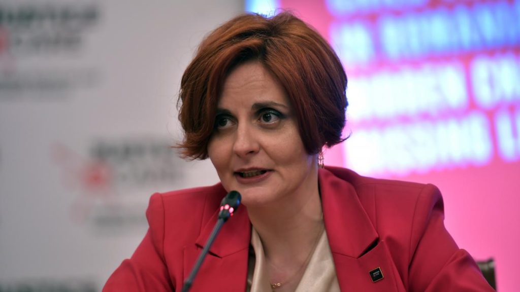 Maria Turza: Statul este în „congelare” după crima comisă de un copil de 13 ani. Avem legi, dar nu sunt… Maria Turza Statul este in congelare dupa crima comisa de un copil de 13 ani avem legi dar nu sunt