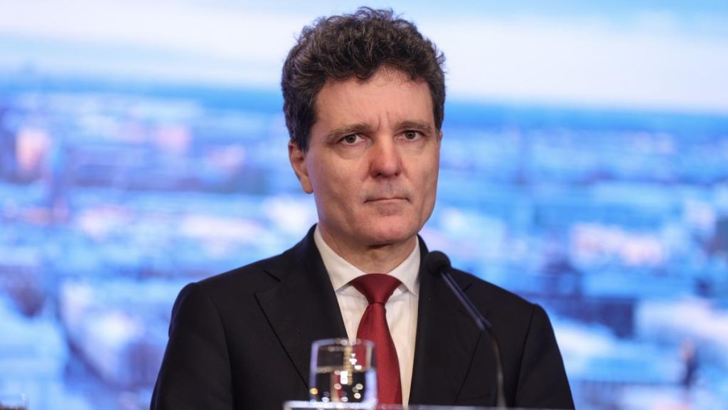 Nicuşor Dan participă marţi, la Paris, la reuniunea „Coaliţiei de Voinţă” Nicusor Dan participa marti la Paris la reuniunea Coalitiei de Vointa