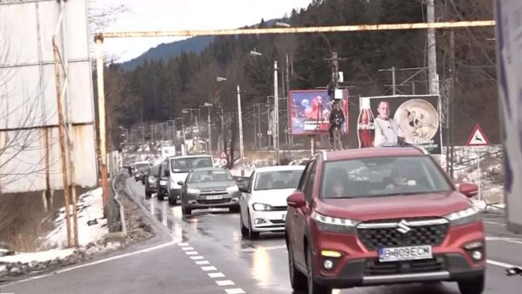 Trafic aglomerat pe DN 1 spre București. trafic aglomerat pe dn 1 spre bucuresti