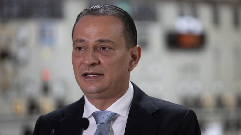 Coaliția se destramă la București. Consilierii PSD intră în grevă, anunță Băluță. Scandal la CGMB… Coalitia se destrama la Bucuresti Consilierii PSD intra in greva anunta Baluta Scandal la CGMB