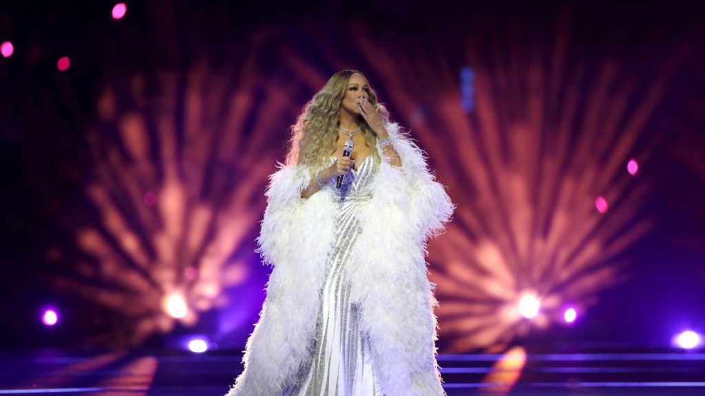 Controversa dupa ceremonia de deschidere a Jocurilor Olimpice Mariah Carey a cantat live pe stadionul