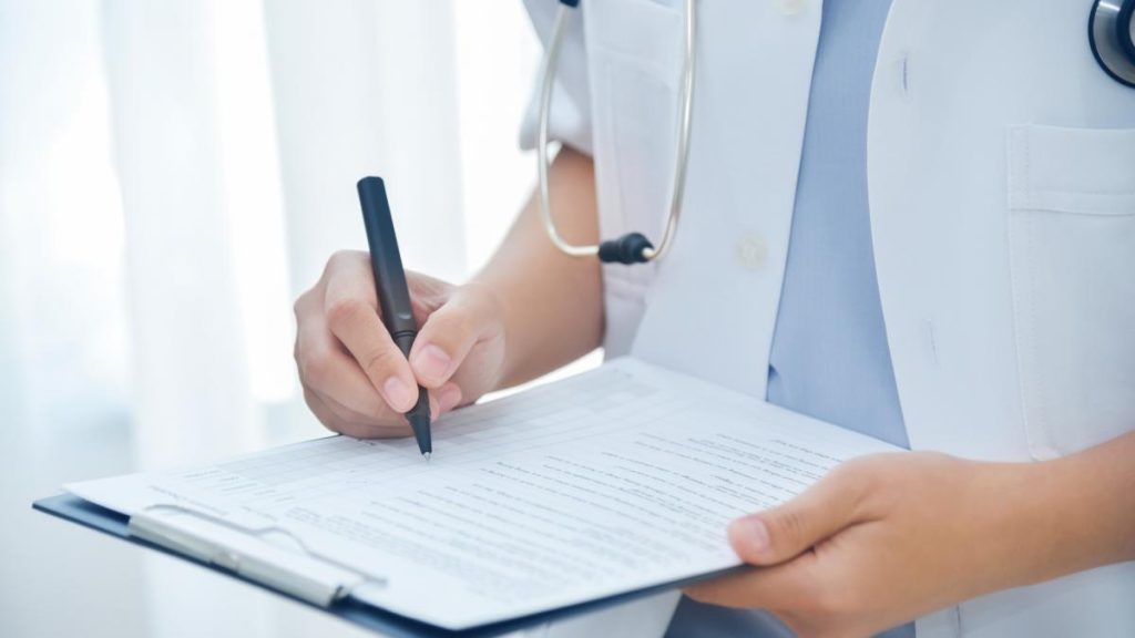 Legea concediului medical sufer din nou modificri Care sunt cele 4 categorii care vor fi exceptate de la