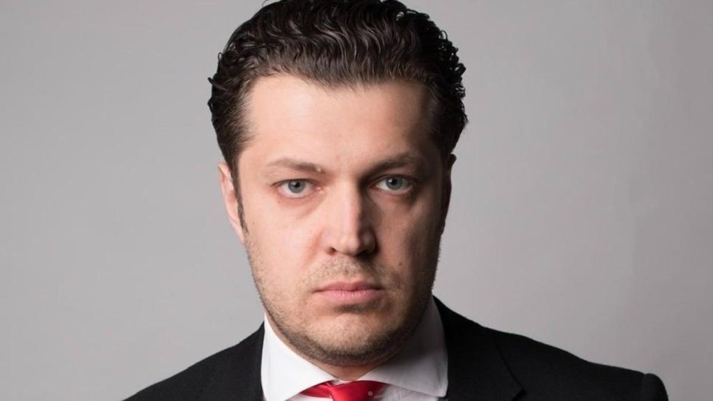 Mihail Mîțu este noul ambasador al Republicii Moldova în România. Maia Sandu a semnat decretul pentru… Mihail Mitzu este noul ambasador al Republicii Moldova in Romania Maia Sandu a semnat decretul pentru
