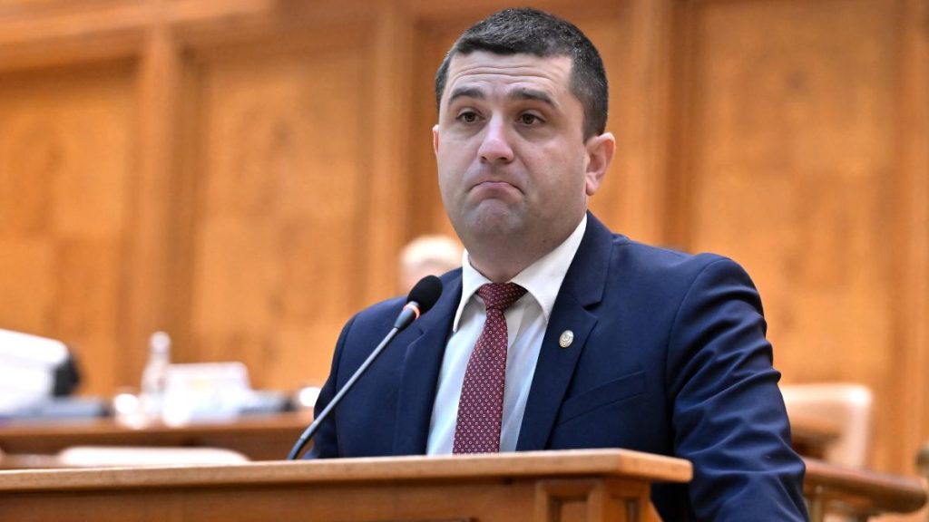 Miruta dupa ce AUR a depus o motione impotriva lui So folosesti pe un subiect inventat este o