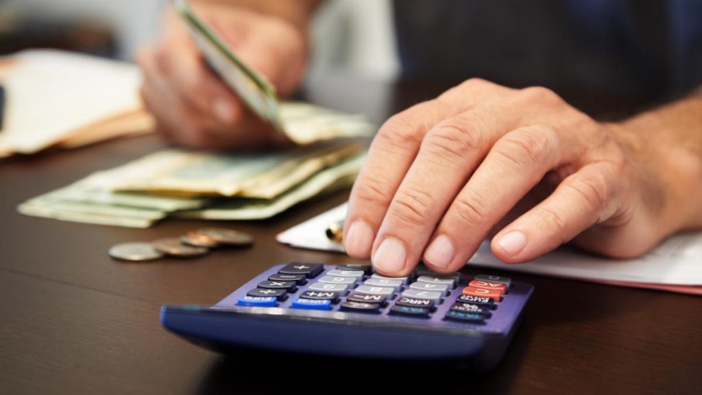 Modificările propuse de Ministerul Finanțelor pentru microîntreprinderi. Ce se va întâmpla cu cele care… Modificarile propuse de Ministerul Finantelor pentru microintreprinderi Ce se va intampla cu cele care