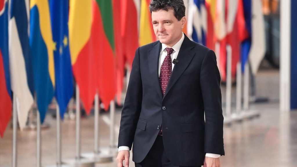 Nicusar Dan Romania poate fi doar observator in Consiliul Pacii al lui Trump Discutam cu