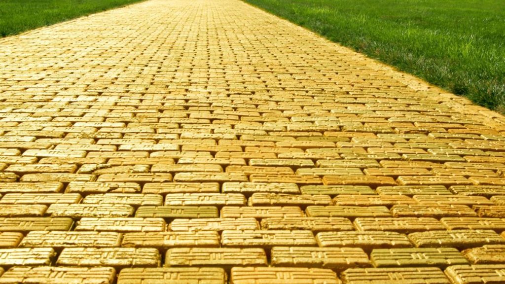 Primul oras din lume care va avea o strada pavata complet cu aur