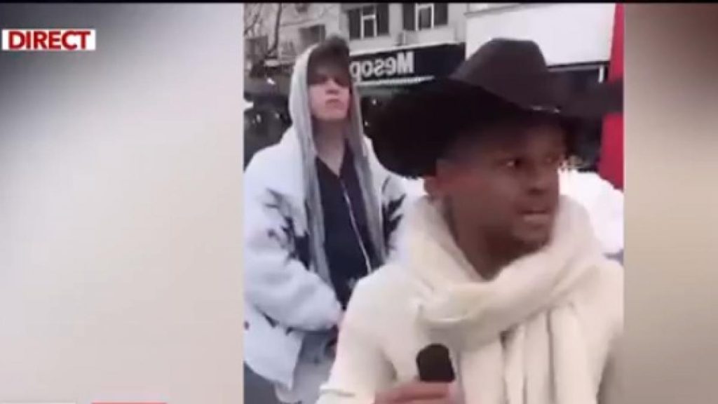 Tanarul agresat de influencerul american Adonis sustine ca si a dorit sa fie lovit A actionat exact cum am