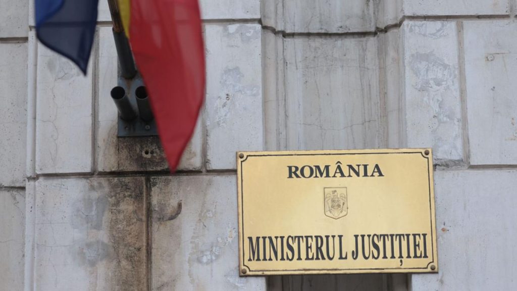 Toti candidatii pentru functiile de conducere ale Parchetelor au promovat proba dosarelor si continua in