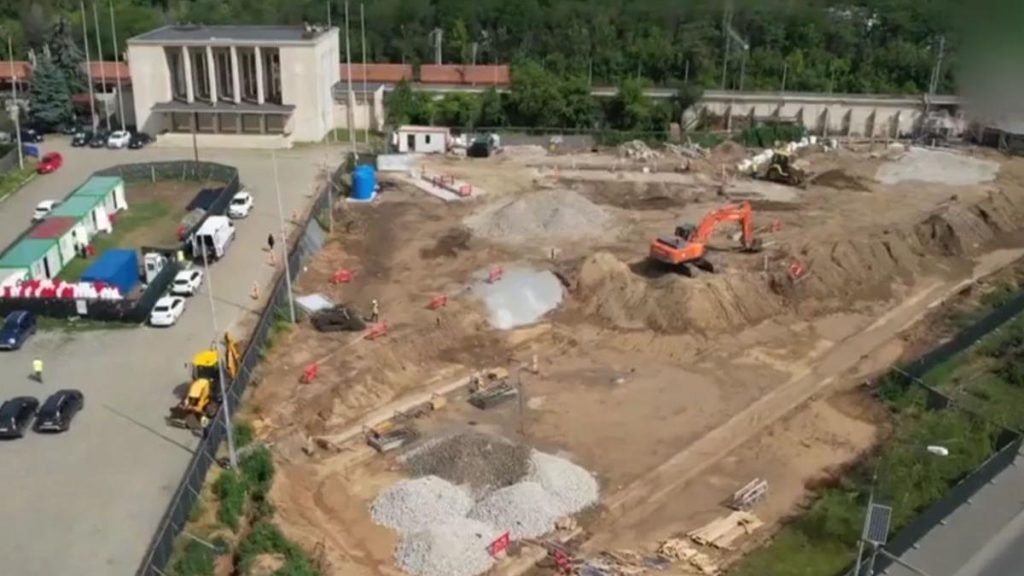 Restricții de circulație în zona Fântâna Miorița din București, după surparea carosabilului… restrictii de circulatie in zona fantana miorita din bucuresti dupa surparea carosabilului