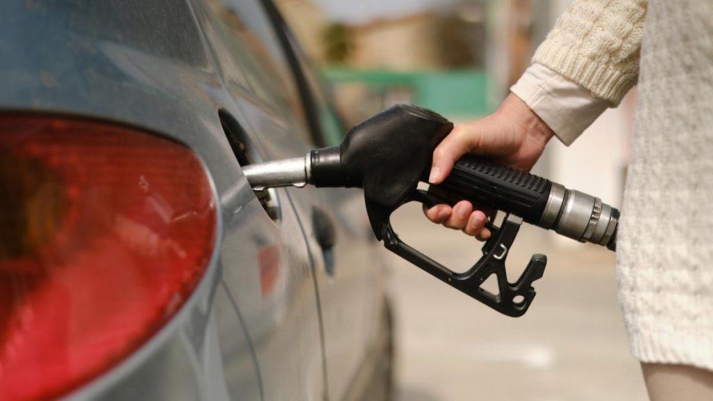 Bolojan Vom exporta benzina fara restrictii in perioada urmatore Nu vor exista probleme