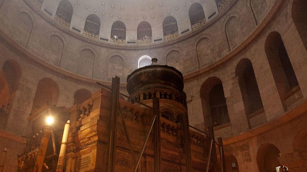 Cum va fi adusa in Romania de Paste Lumina Sfanta de la Ierusalim in contextul razboiului cu Iranul