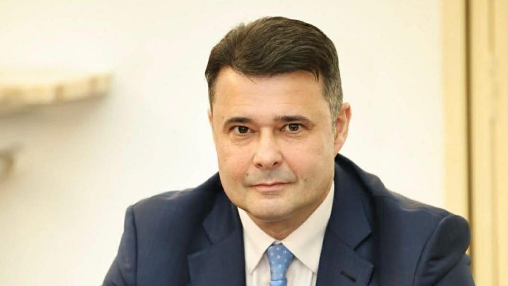 Daniel Florea devine liderul PUSL București și anunță „eliminarea răului de la rădăcină” Daniel Florea devine liderul PUSL Bucuresti si anunta eliminarea raului de la radacina