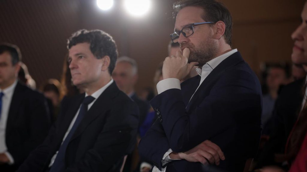 Dominic Fritz a dezvaluit ca discuta cu Nicusor Dan o data pe saptamana intr o sala