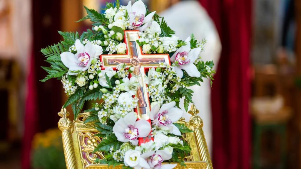 Duminica Sfintei Cruci 2026: Ce tradiții se respectă pe 15 martie? Duminica Sfintei Cruci 2026 Ce traditii se respecta pe 15 martie