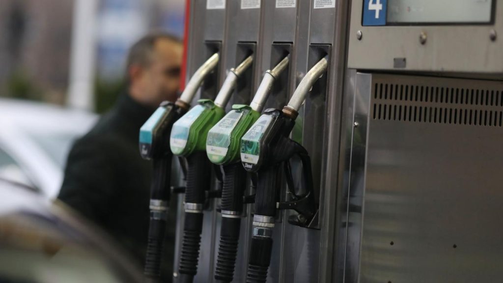 Nazare doreste sa mentine compensatiile pentru motorina destinate transportatorilor Bugetul depaseste 650 de