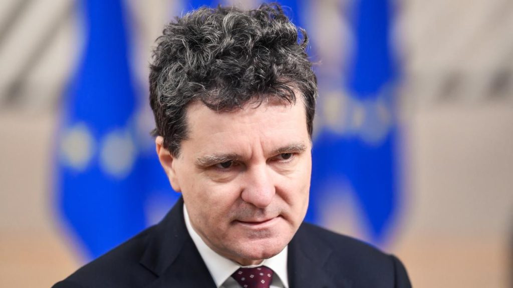 Nicușor Dan: Nu am negociat cu SUA utilizarea bazelor din România. Am oferit sprijin unui aliat în nevoie. Nicuser Dan Nu am negociat cu SUA utilizarea bazelor din Romania Am oferit sprijin unui aliat in nevoie