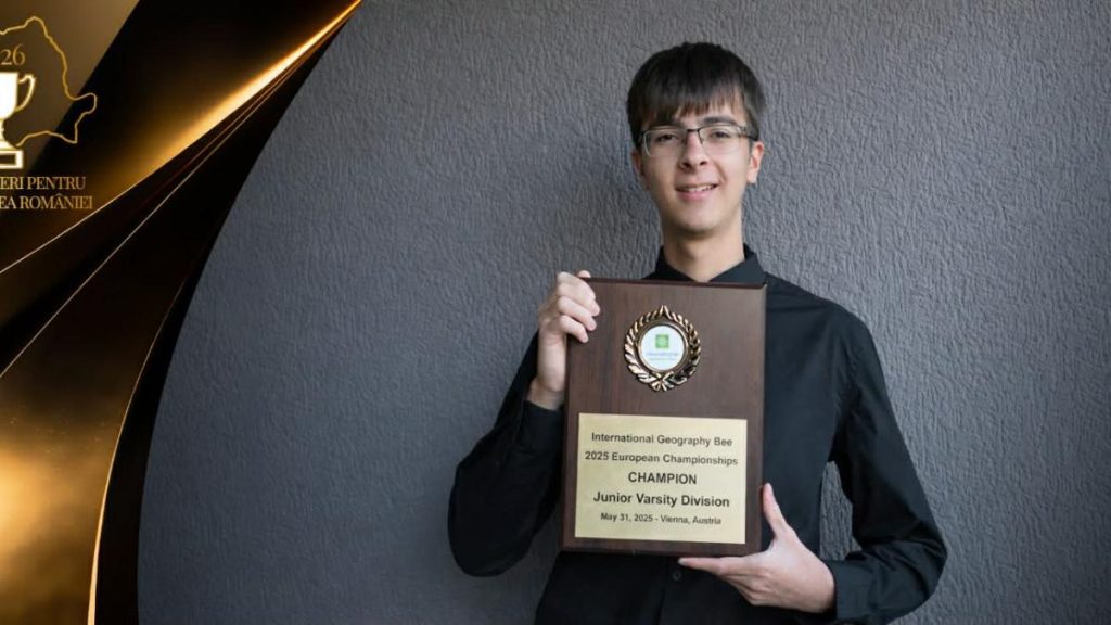 O premieră pentru România: un elev din Brașov va participa la Campionatul Mondial de Geografie după ce a câștigat medalia de aur… O premiera pentru Romania un elev din Brasov va participa la Campionatul Mondial de Geografie dupa ce a castigat medalia de aur