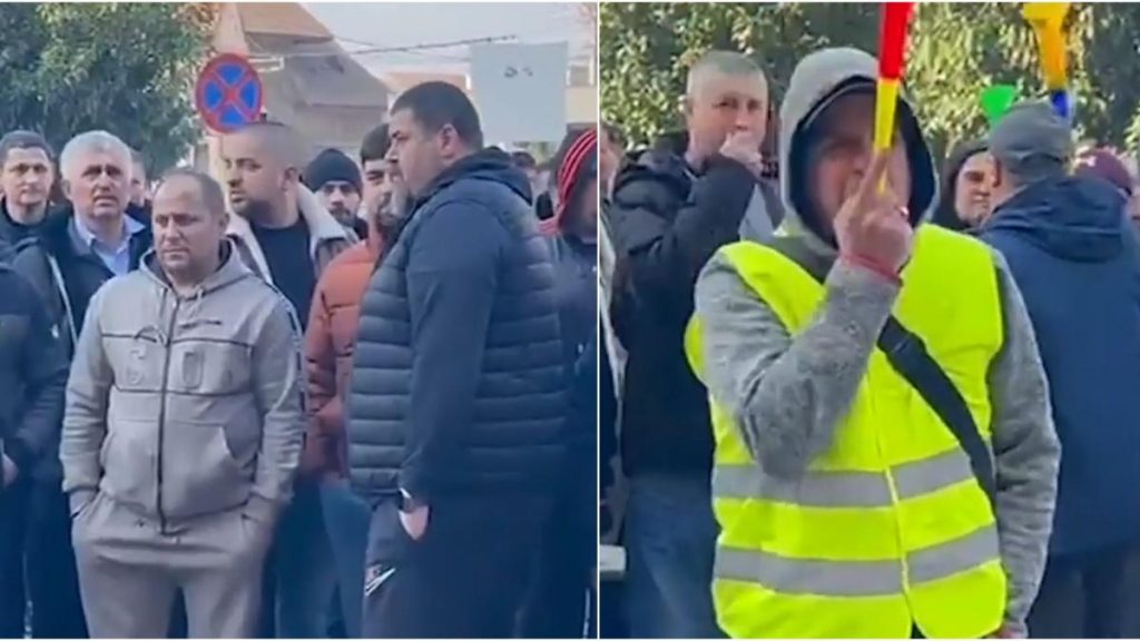 Protest la Complexul Energetic Oltenia: mai mult de 300 de angajați solicită prelungirea contractelor Protest la Complexul Energetic Oltenia mai mult de 300 de angajati solicita prelungirea contractelor