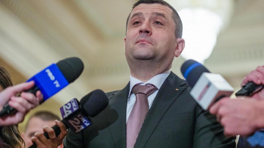 Radu Miruta Trei avioane militare americane au decolat din Bucuresti dar nu stiu daca au fost alimentate
