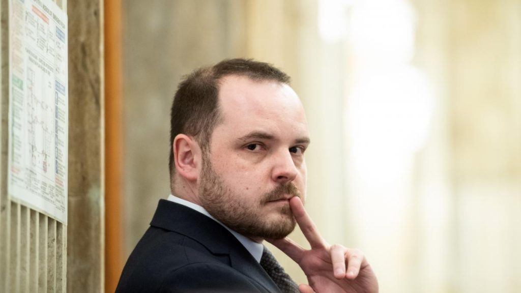 Rogobete Cineva ne a spus cu o anumita aroganta ca putem lasa masinile acasa o zi sau doua Eu nu pot