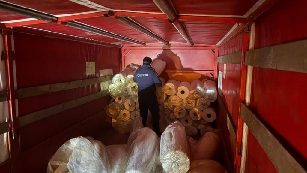România oferă ajutor Republicii Moldova pentru problemele de poluare de pe Nistru. DSU: S-a format o echipă… Romania ofera ajutor Republicii Moldova pentru problemele de poluare de pe Nistru DSU S a format o echipa